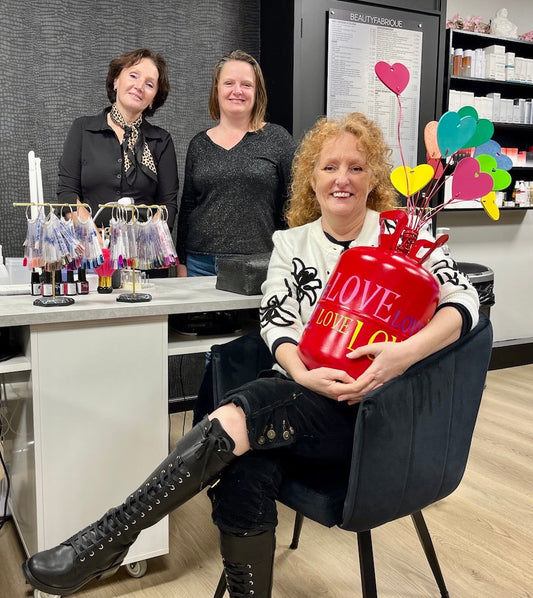 Een Bijzondere expositie (Artikel Oostkrant)